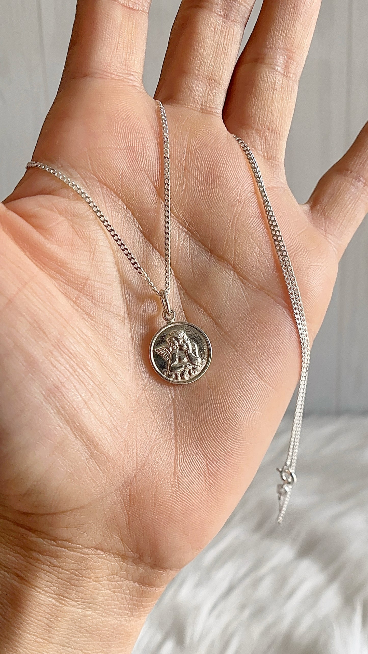 Cadena 45cm con Angelito 1.4cm- Plata 925