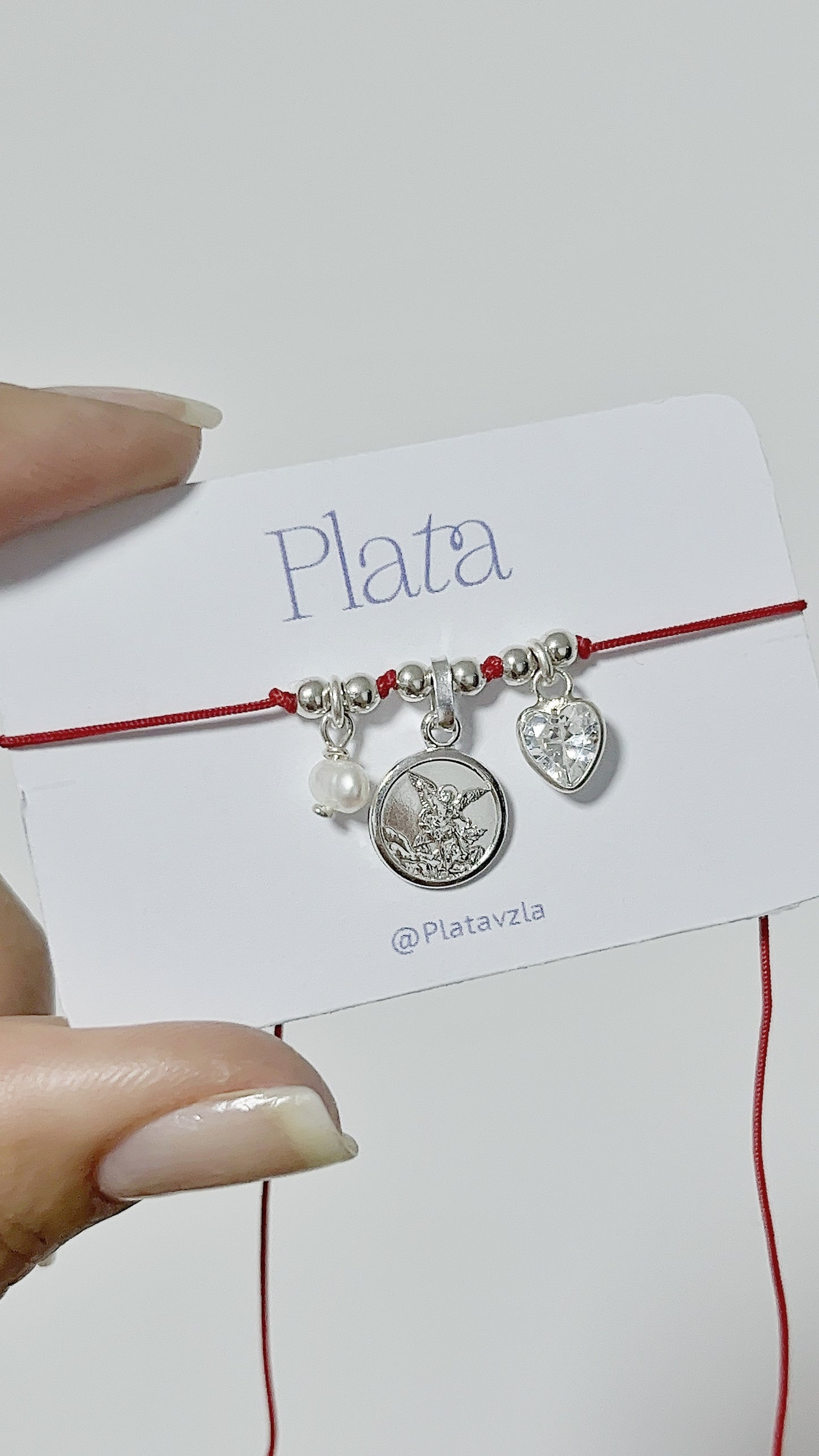 Pulsera Hilo con 3 Dijes Plata 925