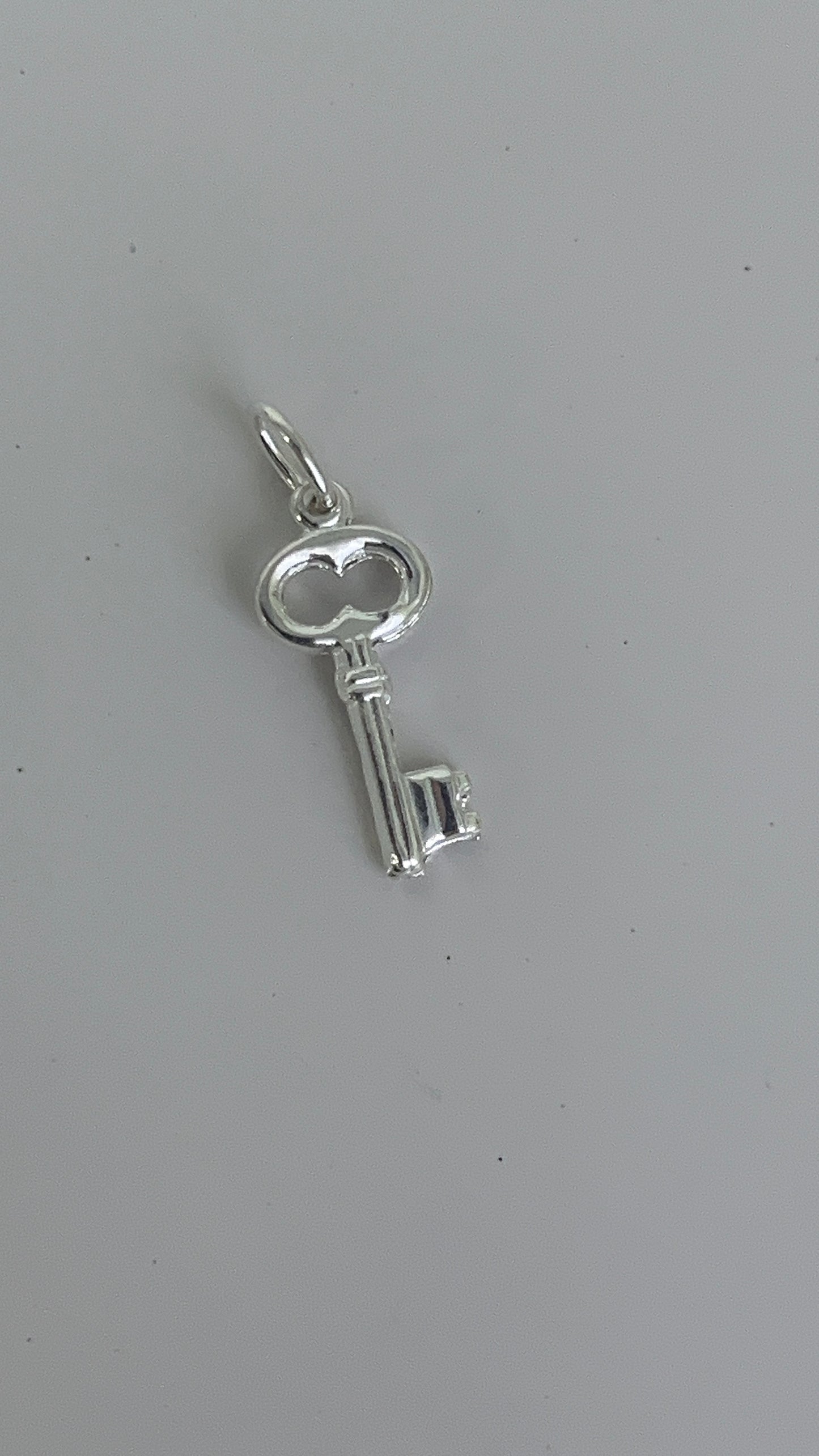 Dije Llave 2cm - Plata 925