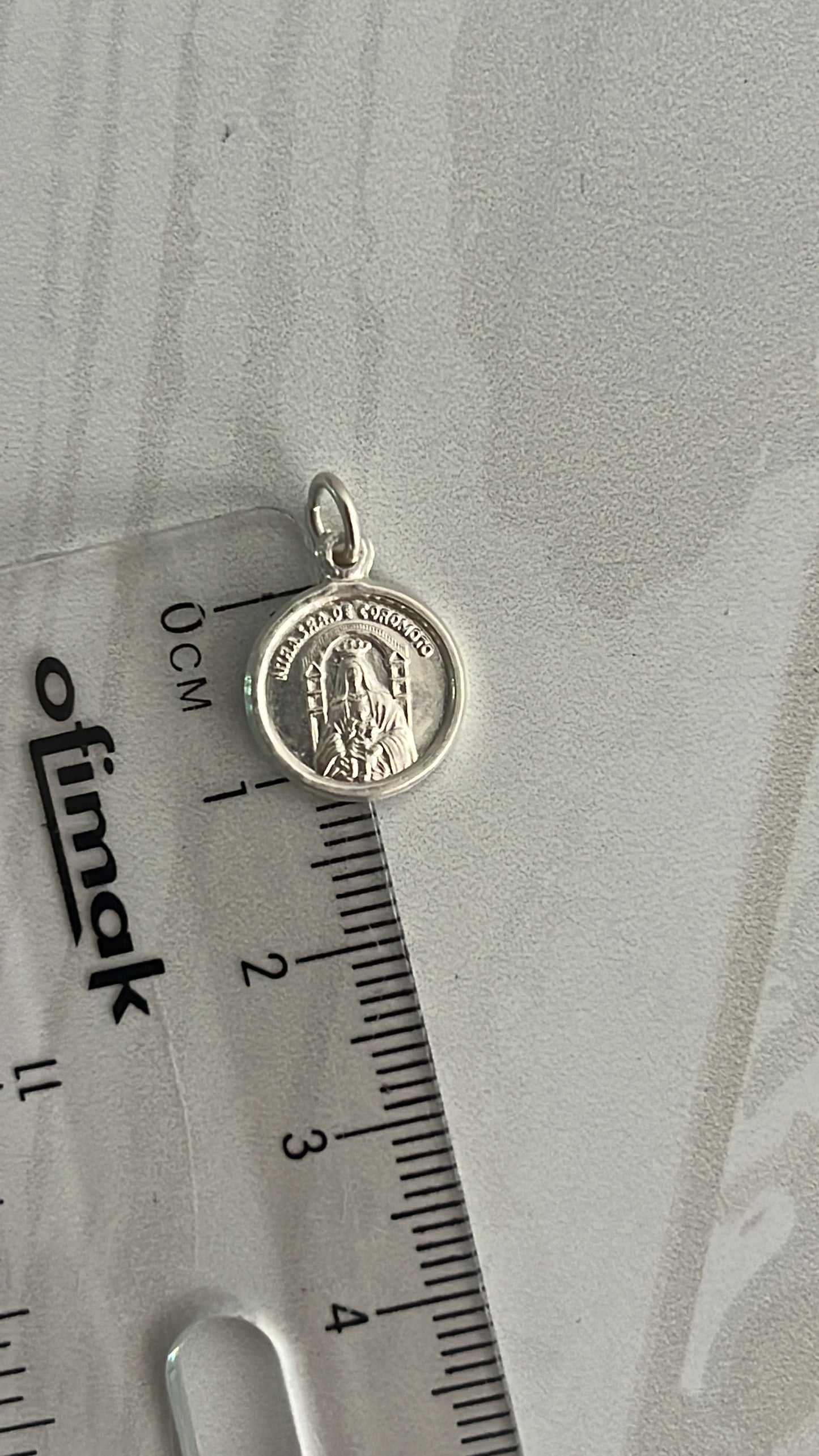 Dije Nuestra Sra de Coromoto Plata 925