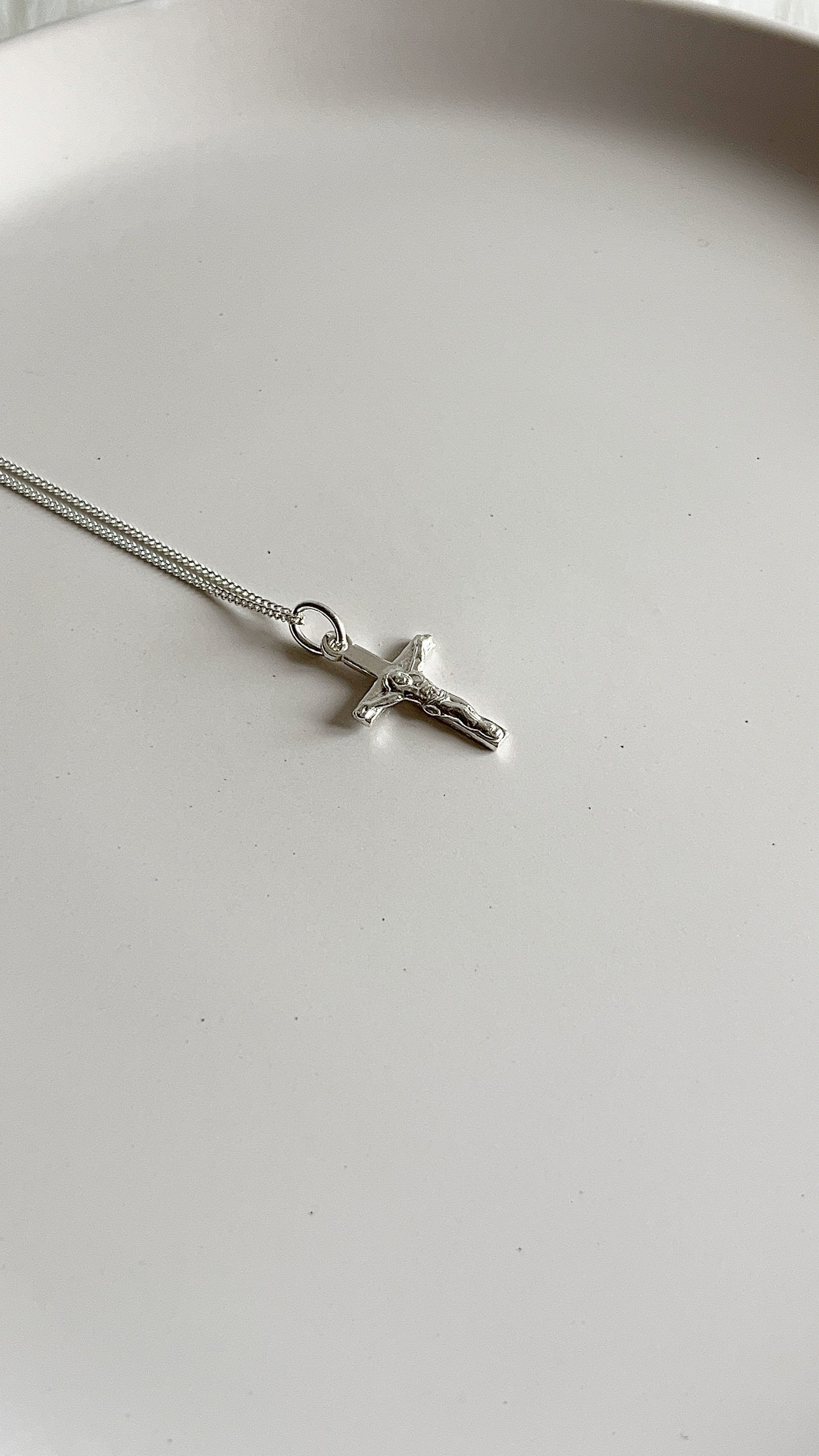 Cadena 40cm con Cristo 2cm - Plata 925