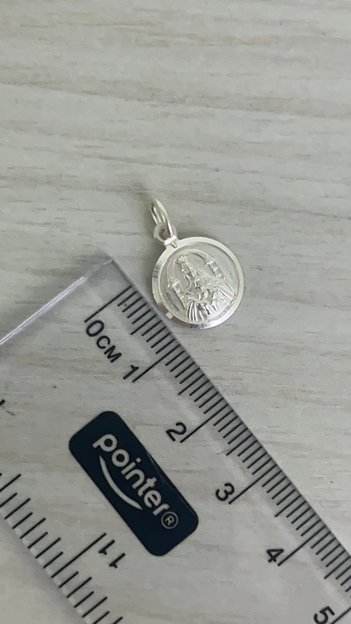 Dije Virgen del Coromoto 2,1cm