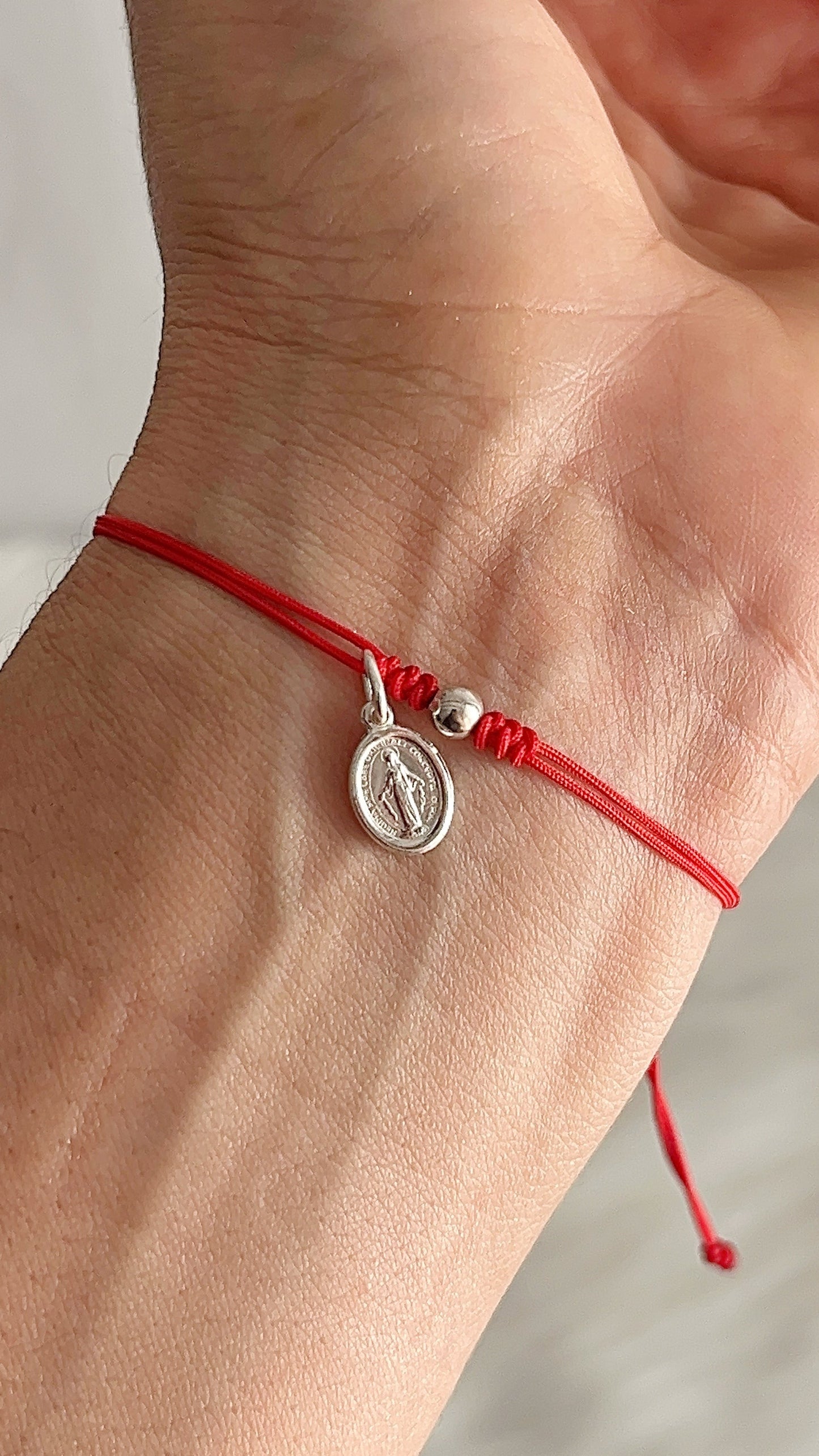 Pulseras Hilo Ajustables con Milagrosa 0,9cm Plata 925