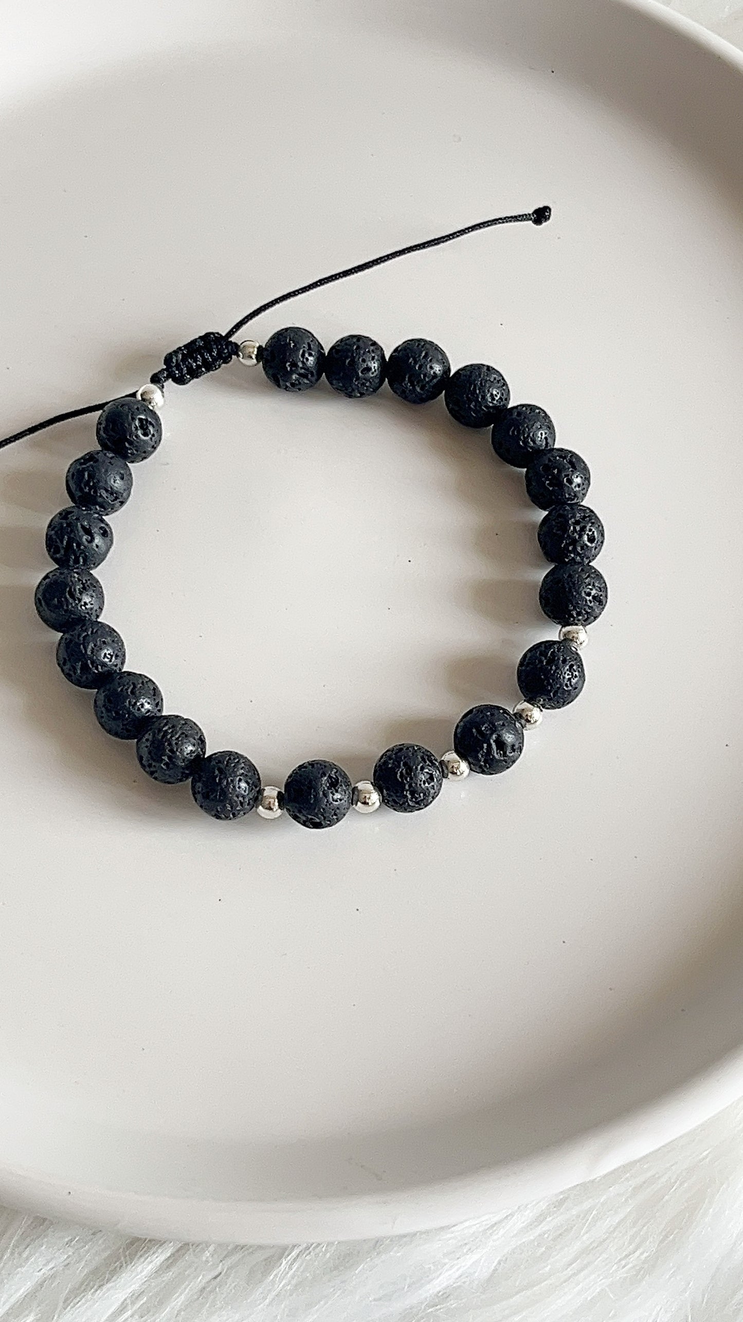 Pulsera Caballero - Piedra Volcánica con Balines Plata 925 Ajutable