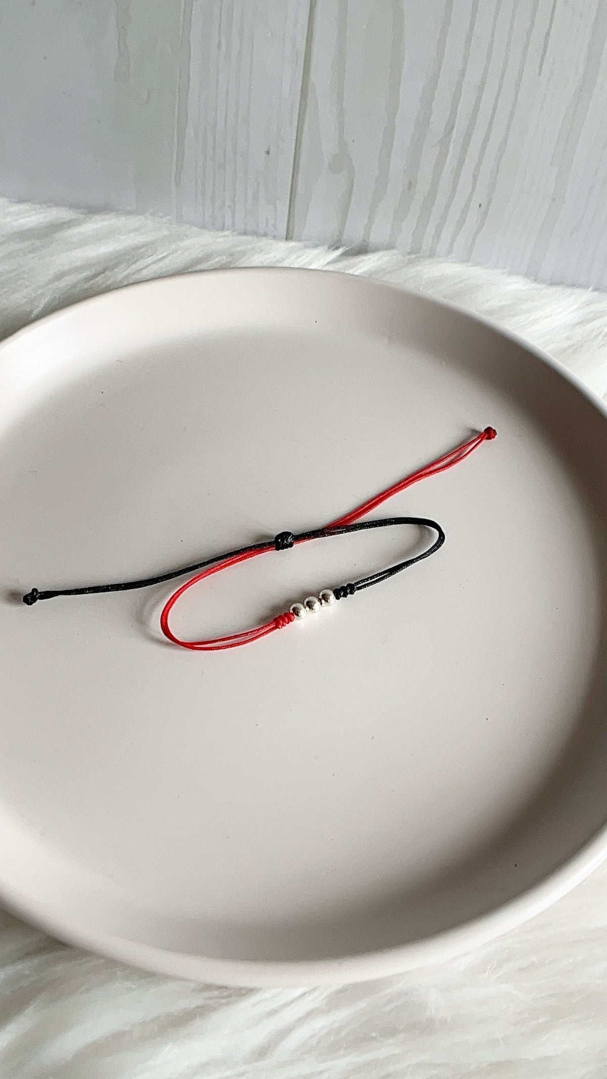 Pulsera Hilo Ajustable con 3 Balines 4mm - Plata 925