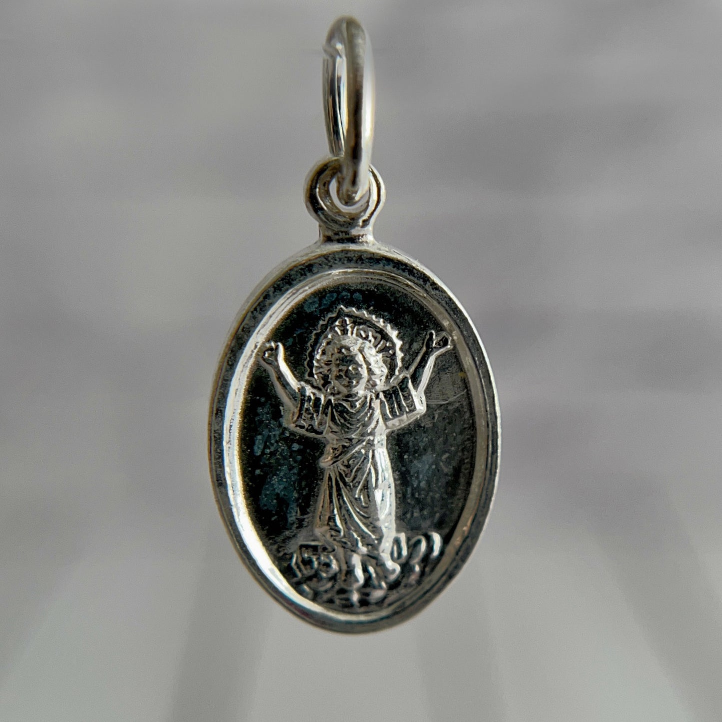 Dije Divino Niño 1,7CM