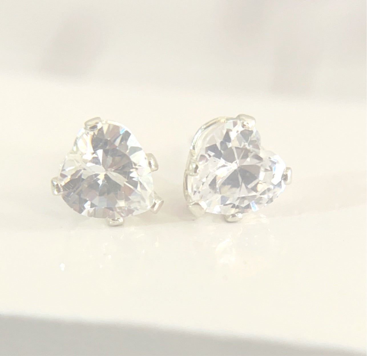 Zarcillos Zircones de Corazon