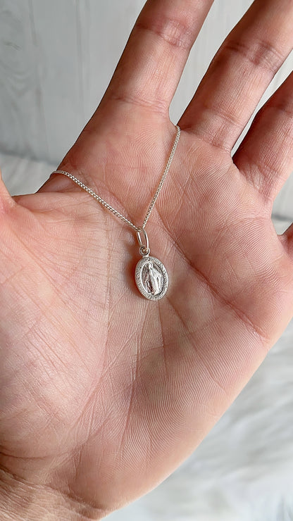 Cadena 40cm Dije La Milagrosa Ovalada - Plata 925