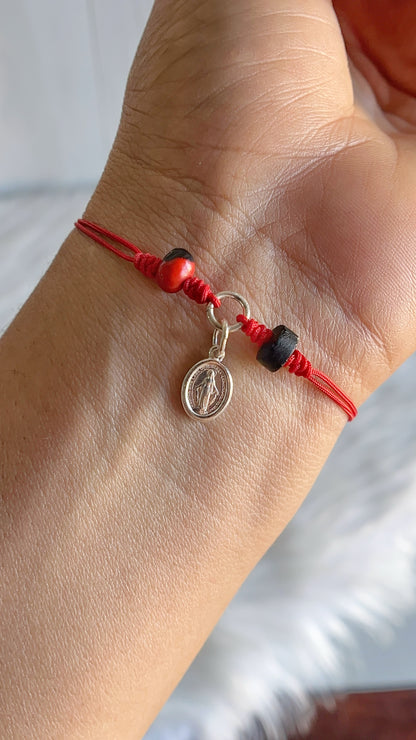 Pulseras Hilo Ajustables con Pionia, Azabache y la Milagrosa Plata 925