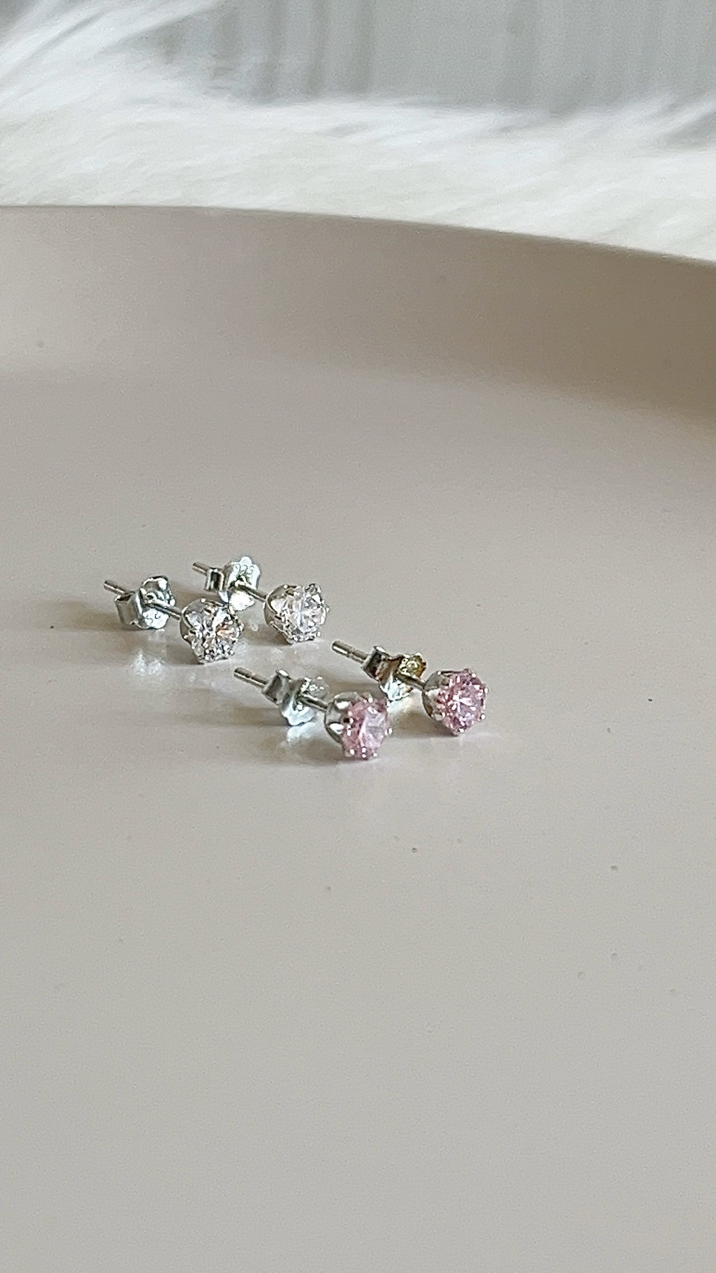 Zarcillos Zircones 4mm Plata 925
