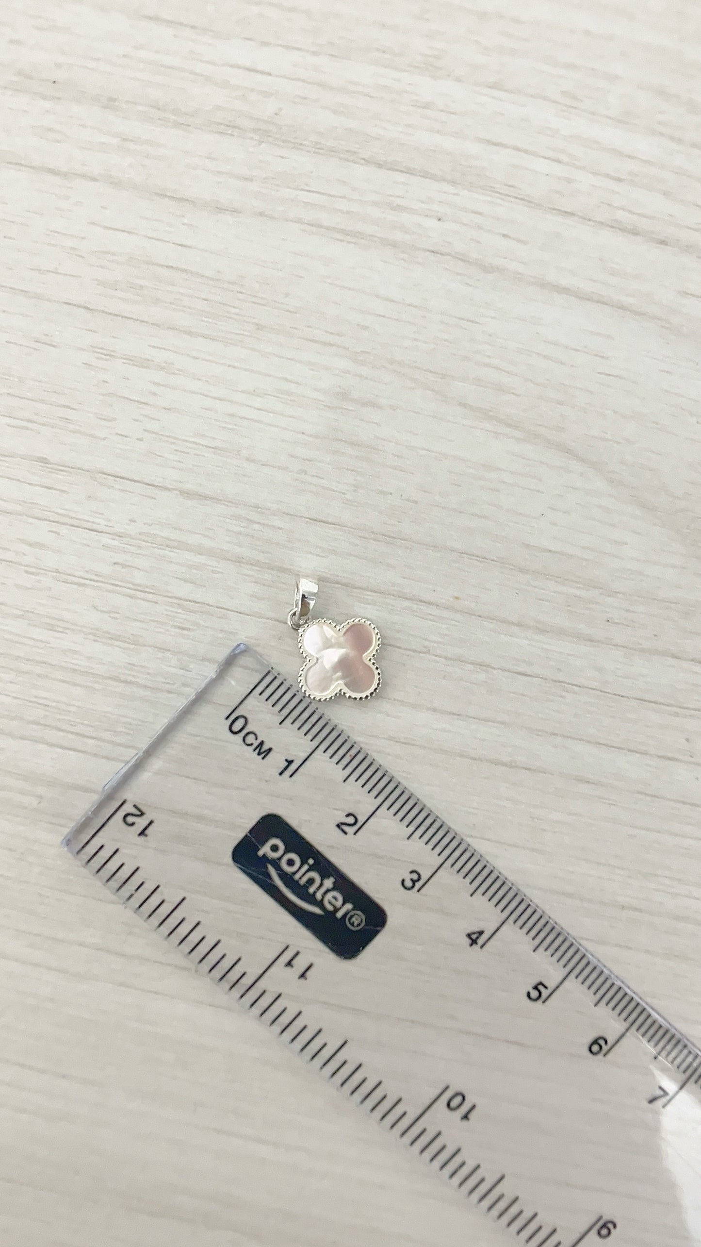 Dijes Flor Nacarada 1,1cm - Plata 925