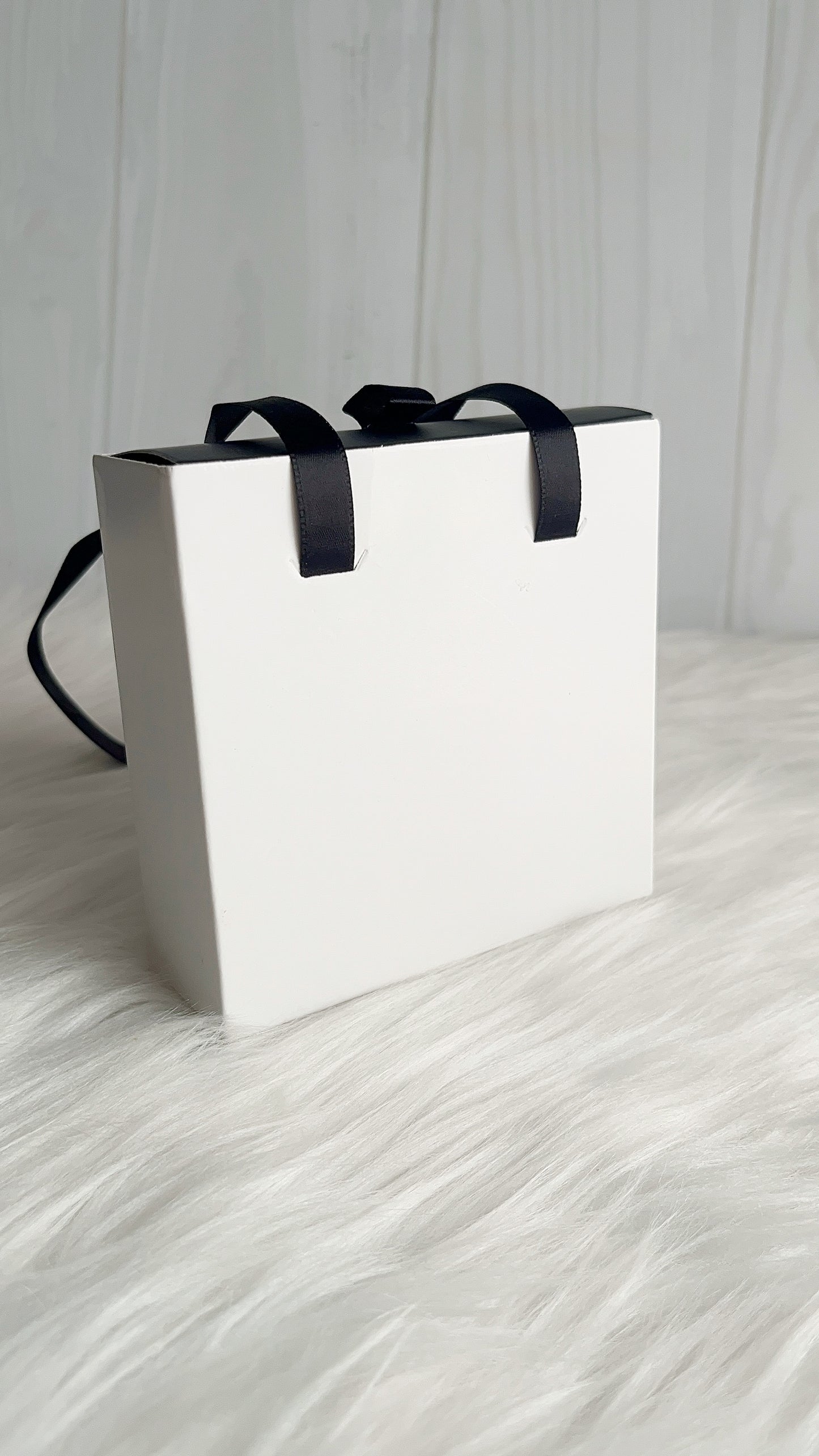 Estuche para Cadenas y Zarcillos 10x10cm