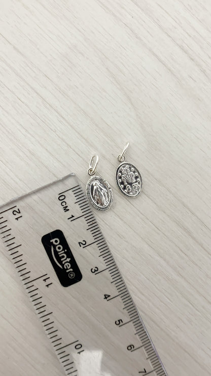 Dije Virgen de la Milagrosa Ovalada Plata 925