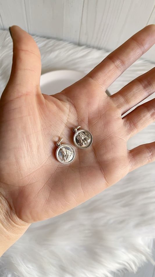 Medalla Doble Cara: Jesús y Virgen del Carmen 1,4cm - Plata 925