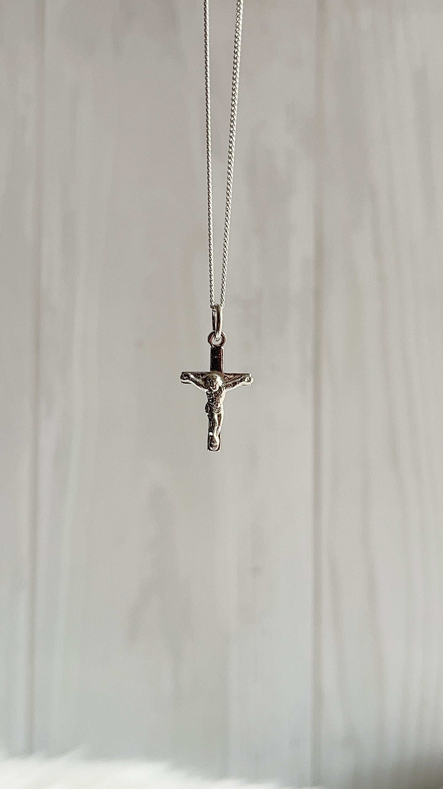 Cadena 40cm con Cristo 2cm - Plata 925