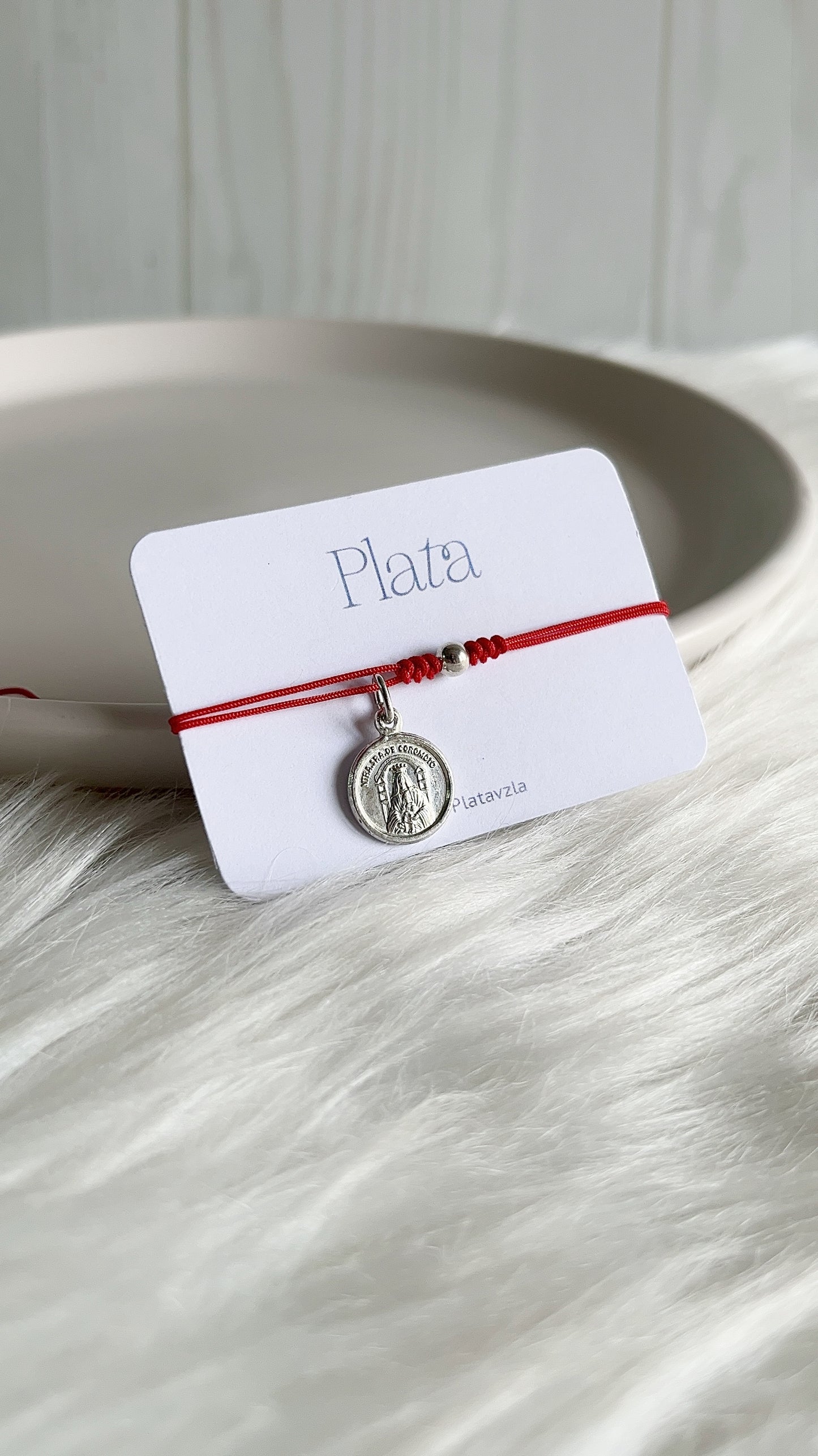 Pulseras Hilo Ajustables con Nuestra Señora de Coromoto 1,2cm Plata 925