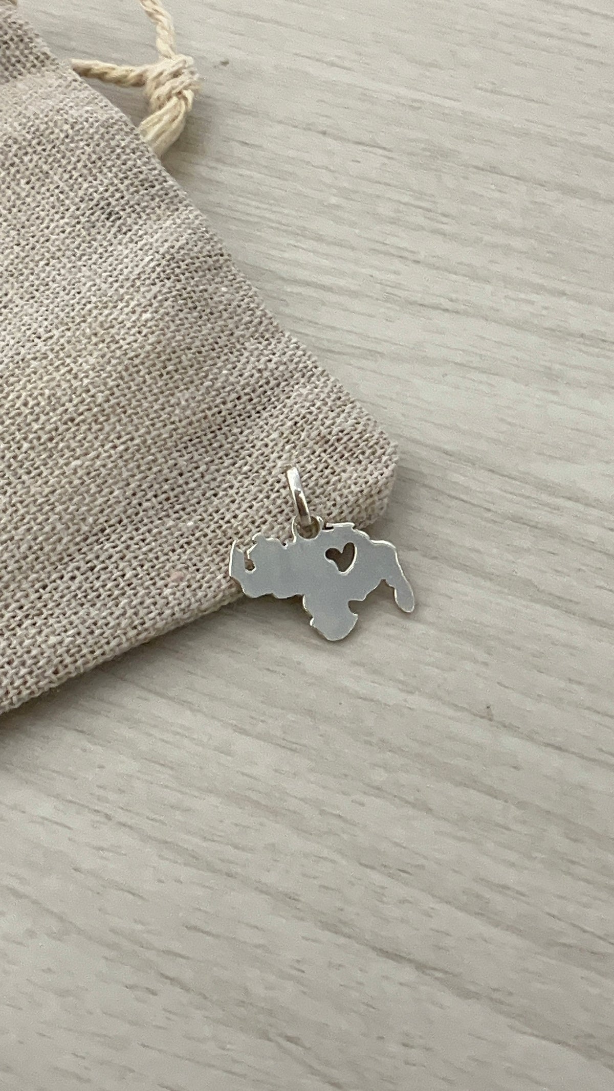 Dije Mapa de Venezuela 1,5cm - Plata 925