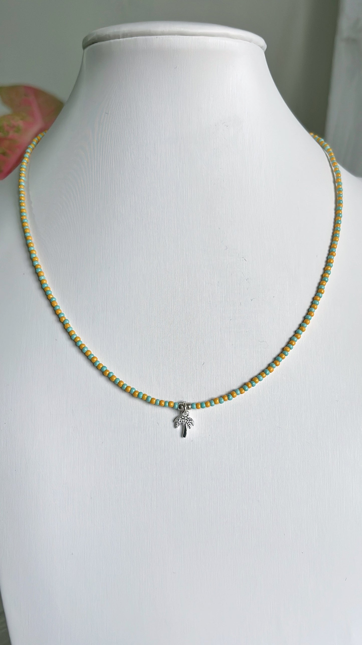 Gargantilla de Mostacillas