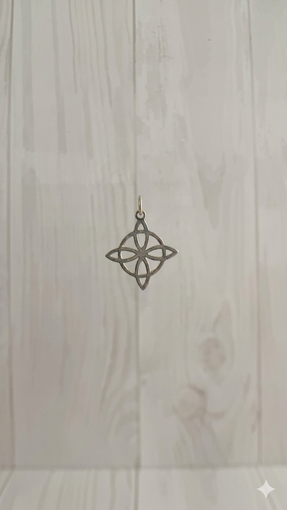 Dije Nudo de Bruja 2,2cm Plata 925