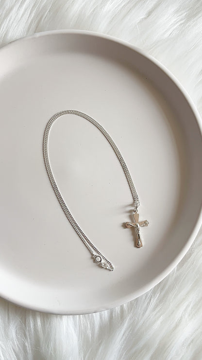Cadena 45cm con Cristo 2,4cm- Plata 925