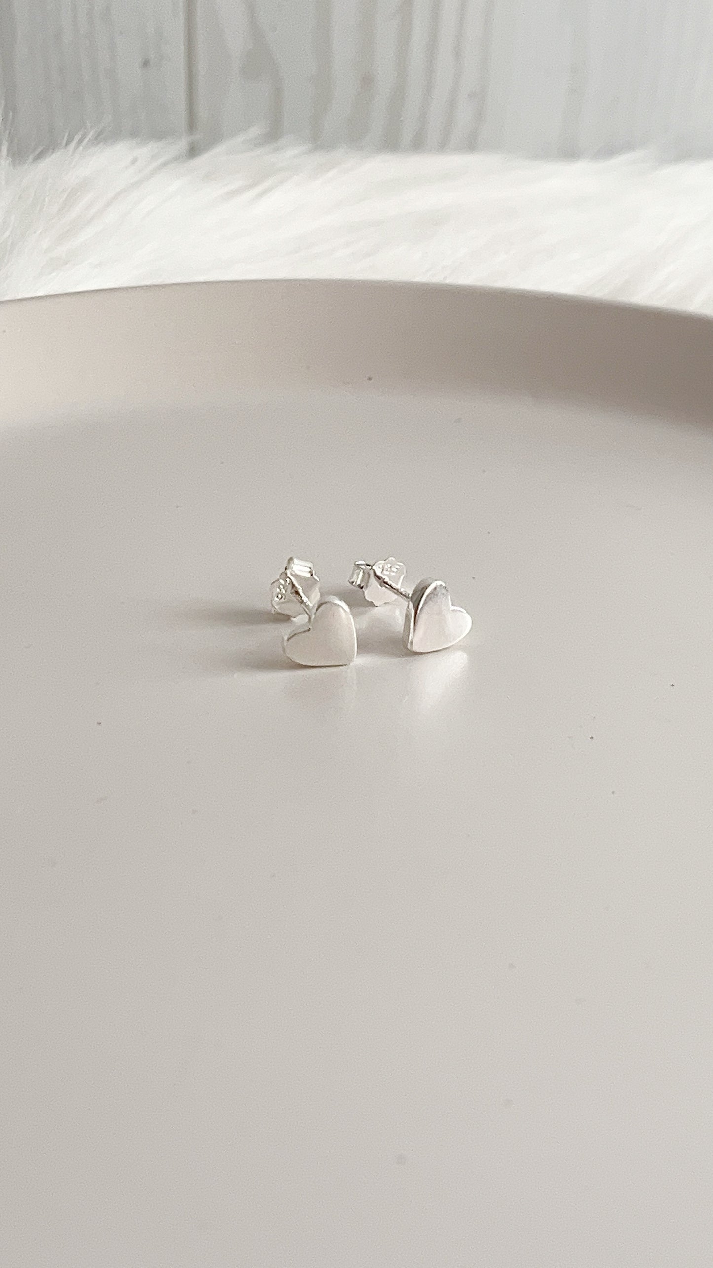 Zarcillos Corazones 7mm - Plata 925