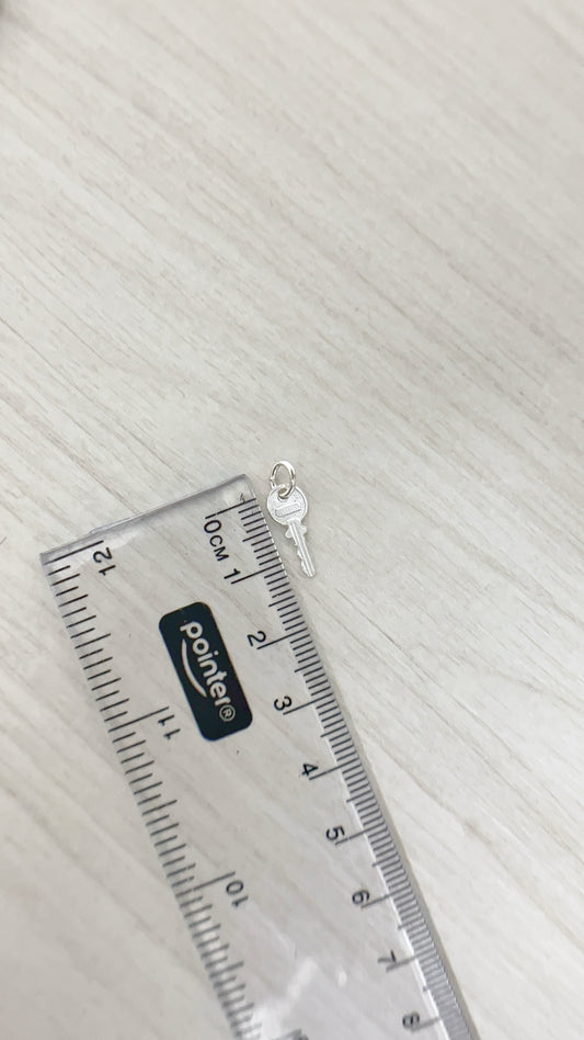 Dije Llave 1,4cm - Plata 925
