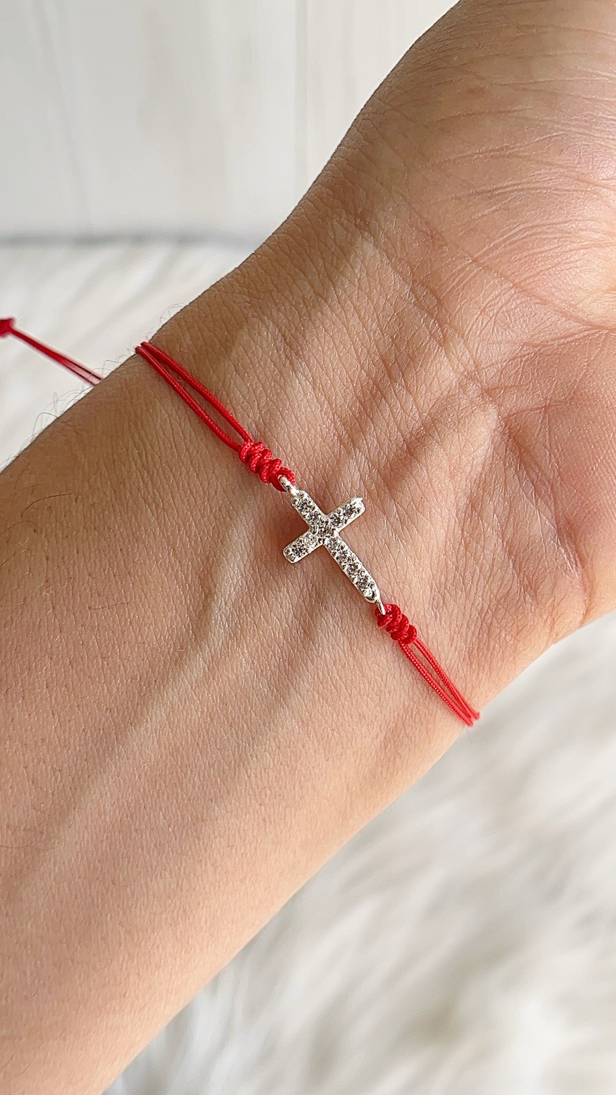 Pulsera Hilo Ajustable con Cruz - Plata 925