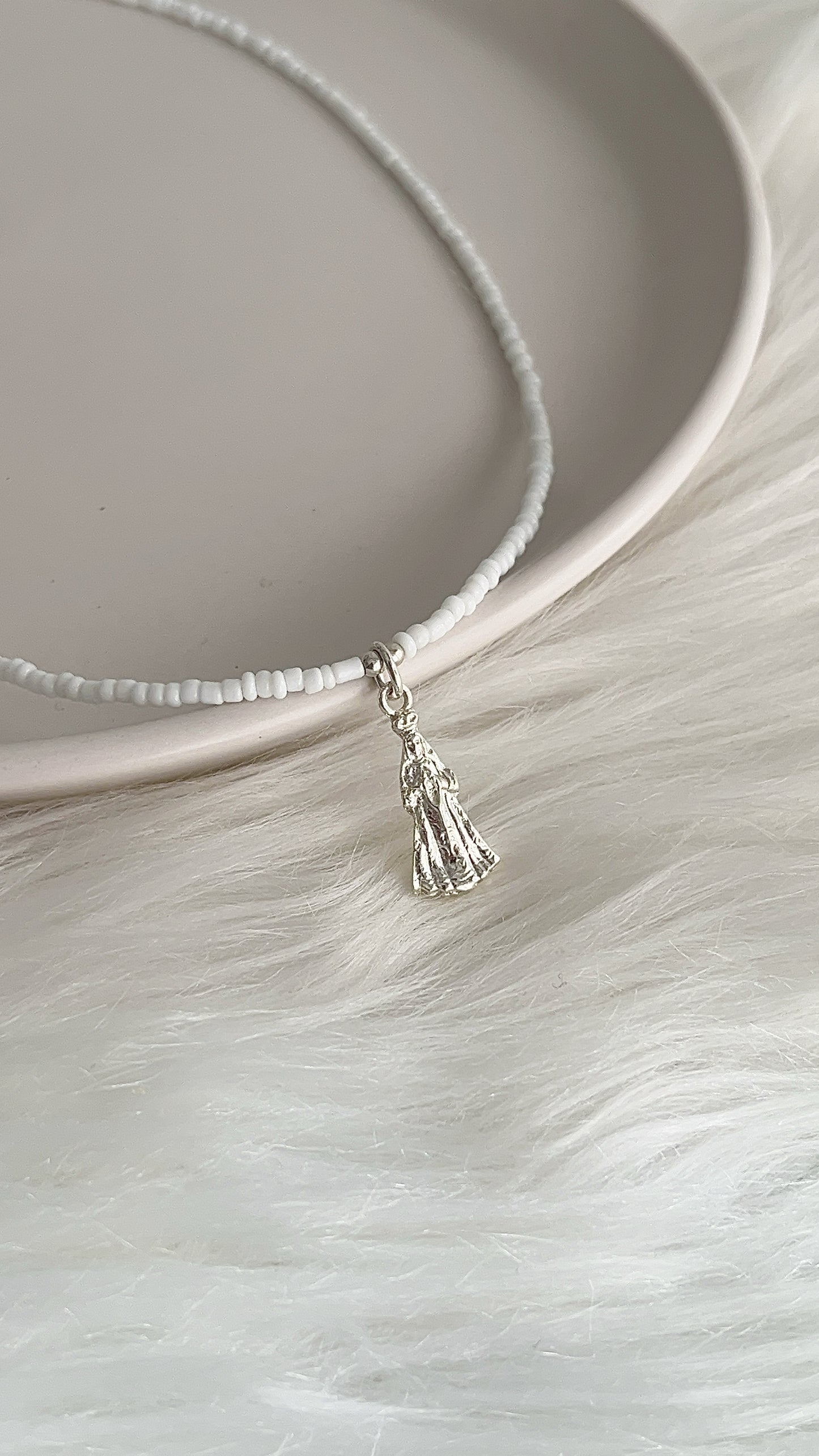 Gargantilla Mostacilla 40cm  Virgen del Valle 2cm - Plata 925