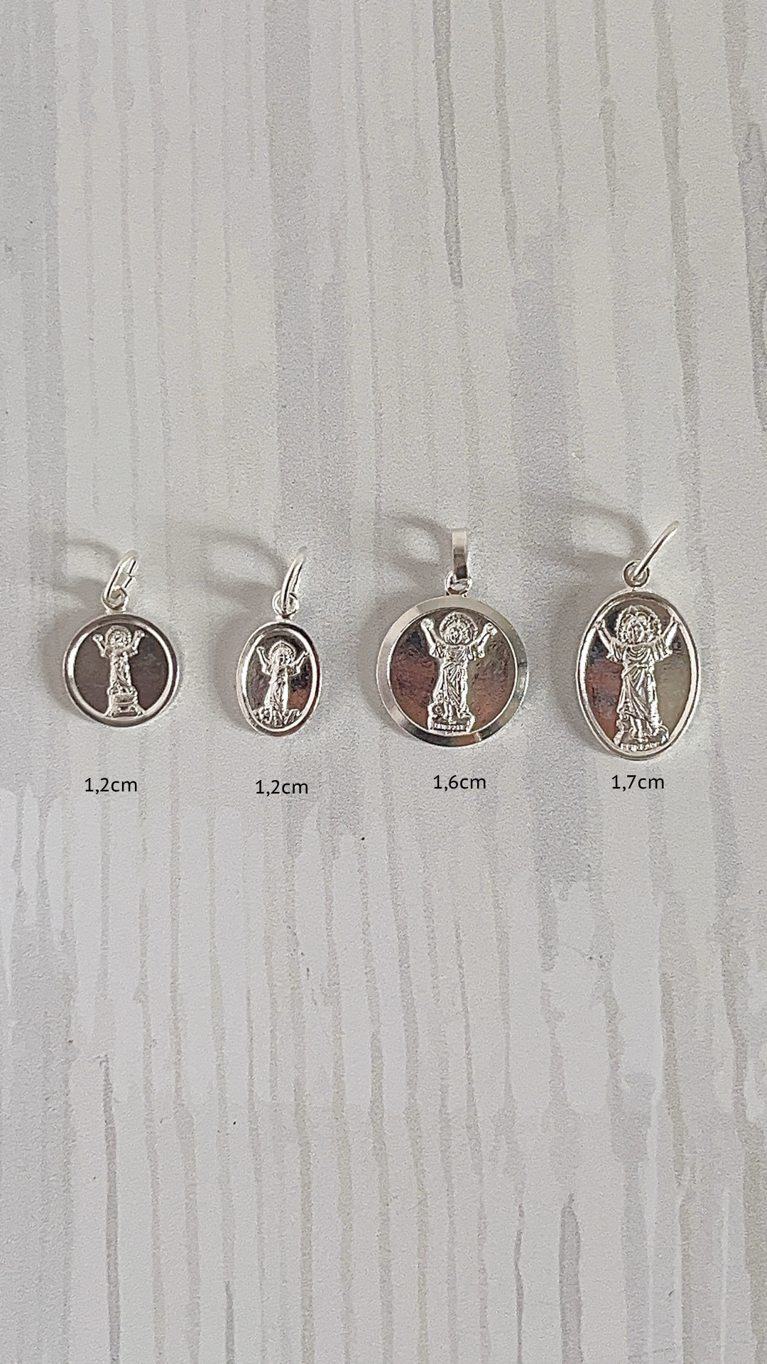 Dije Divino Niño Plata 935