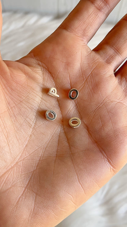 Dije Letra “O” y “P” 5mm - Plata 925