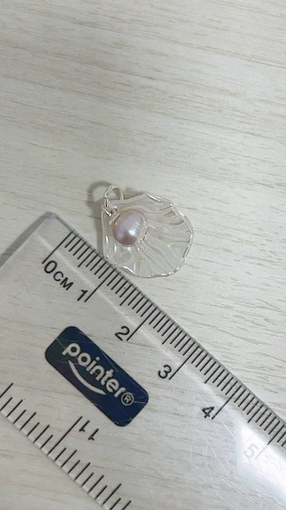 Dije Concha y Perla Plata 925