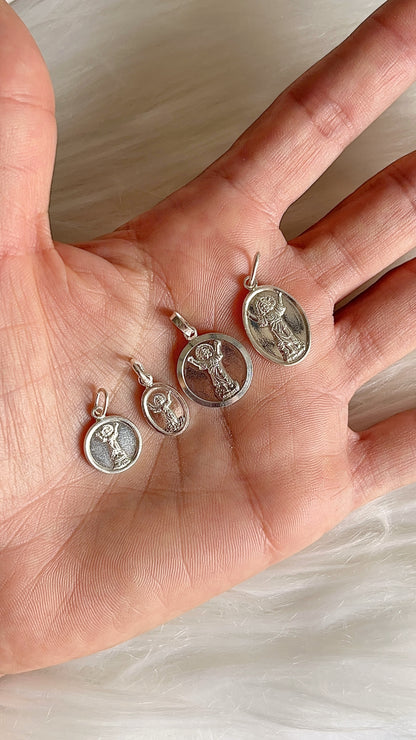 Dije Divino Niño Plata 935