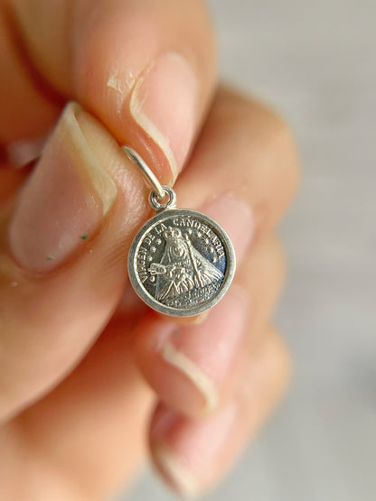 Dije Virgen de la Candelaria 1cm